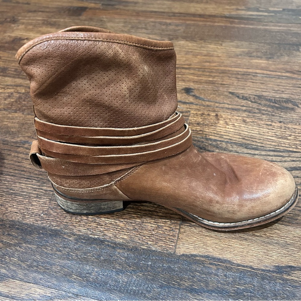 Vero Cuoio Brown Leather Booties Size 9‎ - Picture 3 of 11